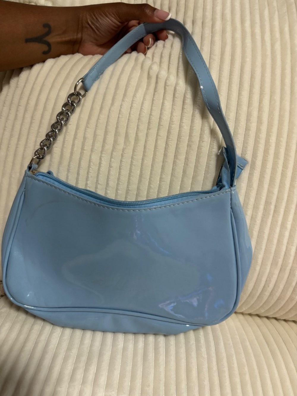 Purses - Picture 16 of 16